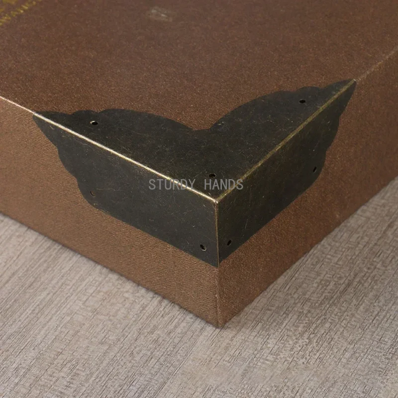 Wine & Beer Emporium - 4pcs Corner Guard Antique Wrapped Corners