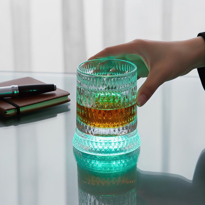 Innovative 360° Rotating Glass – Beer And Wine Experience Bewertung und Preis